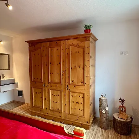 Tyrolyl - Tirol Apartament