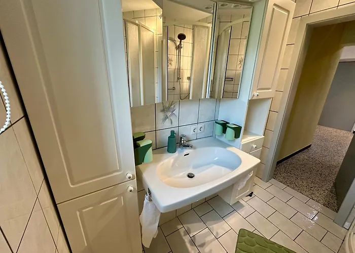 Tyrolyl - Tirol アパート *