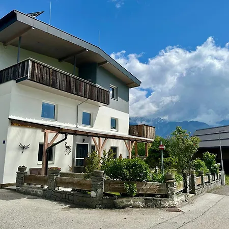 Tyrolyl - Tirol Apartmán *